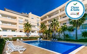 A05 - Luxury 1 Bed Fully Equipped With Pool